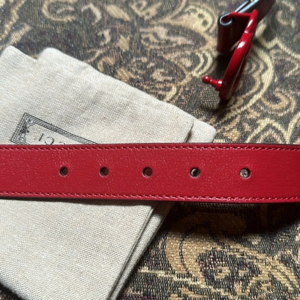 Red Kids Size Large Gucci Belt